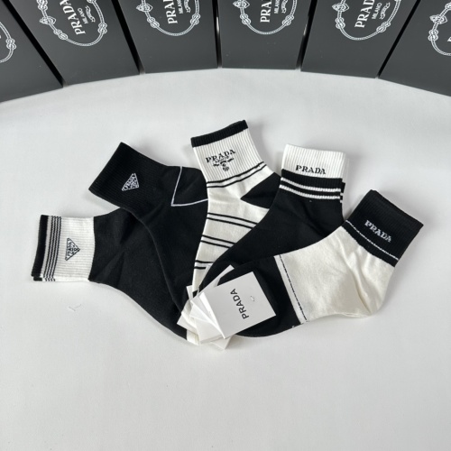 Cheap Prada Socks #1241983 Replica Wholesale [$25.00 USD] [ITEM#1241983] on Replica Prada Socks