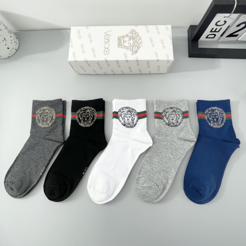 Cheap Versace Socks For Men #1242071 Replica Wholesale [$25.00 USD] [ITEM#1242071] on Replica Versace Socks