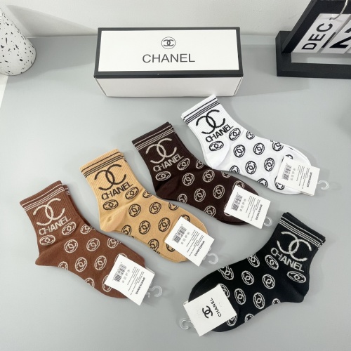 Cheap Chanel Socks #1242073 Replica Wholesale [$27.00 USD] [ITEM#1242073] on Replica Chanel Socks