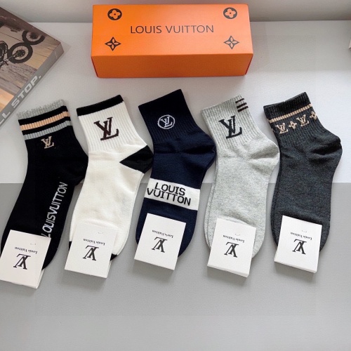 Cheap Louis Vuitton LV Socks #1242247 Replica Wholesale [$29.00 USD] [ITEM#1242247] on Replica Louis Vuitton LV Socks