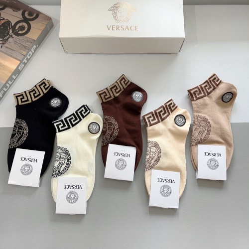 Cheap Versace Socks #1242249 Replica Wholesale [$25.00 USD] [ITEM#1242249] on Replica Versace Socks