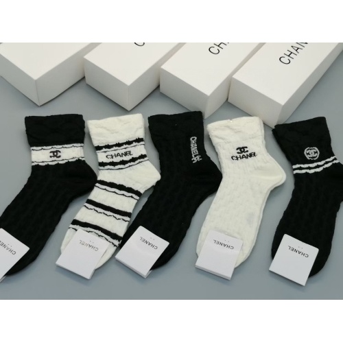 Cheap Chanel Socks #1242297 Replica Wholesale [$27.00 USD] [ITEM#1242297] on Replica Chanel Socks