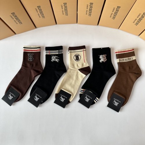 Cheap Burberry Socks #1242411 Replica Wholesale [$27.00 USD] [ITEM#1242411] on Replica Burberry Socks