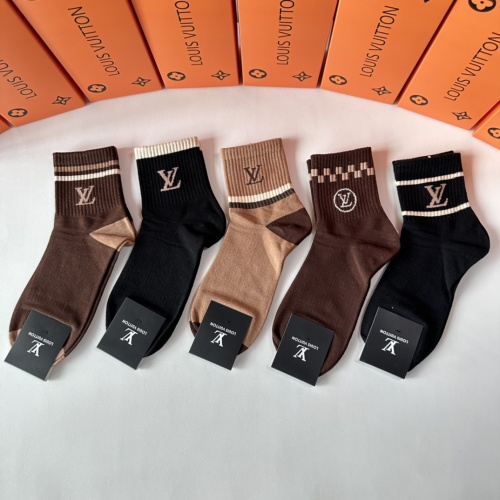 Cheap Louis Vuitton LV Socks #1242414 Replica Wholesale [$27.00 USD] [ITEM#1242414] on Replica Louis Vuitton LV Socks