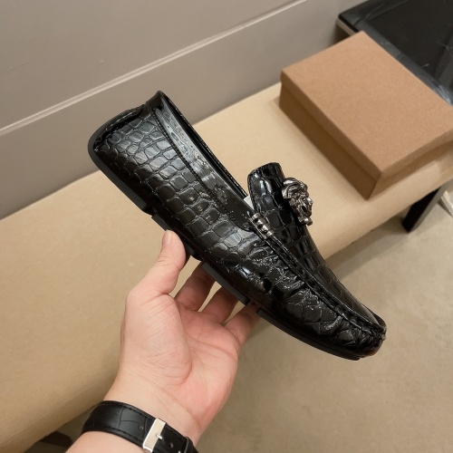 Cheap Versace Leather Shoes For Men #1243216 Replica Wholesale [$68.00 USD] [ITEM#1243216] on Replica Versace Leather Shoes