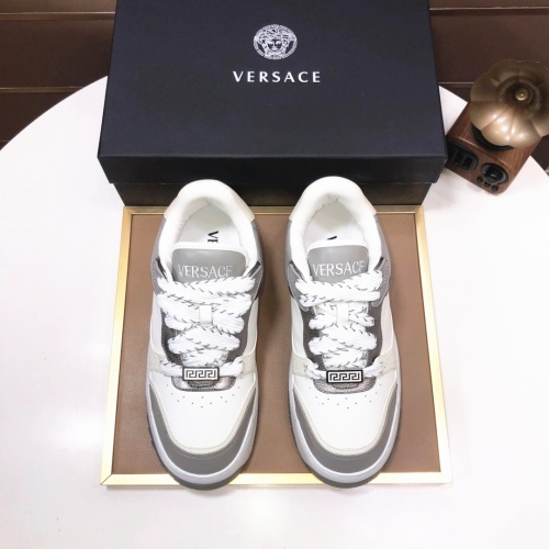 Cheap Versace Casual Shoes For Men #1243399 Replica Wholesale [$135.00 USD] [ITEM#1243399] on Replica Versace Casual Shoes