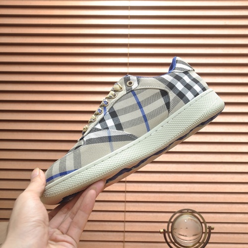 Cheap Burberry Casual Shoes For Men #1243584 Replica Wholesale [$98.00 USD] [ITEM#1243584] on Replica Burberry Casual Shoes