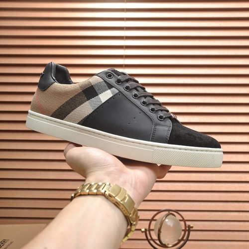 Cheap Burberry Casual Shoes For Men #1243600 Replica Wholesale [$88.00 USD] [ITEM#1243600] on Replica Burberry Casual Shoes