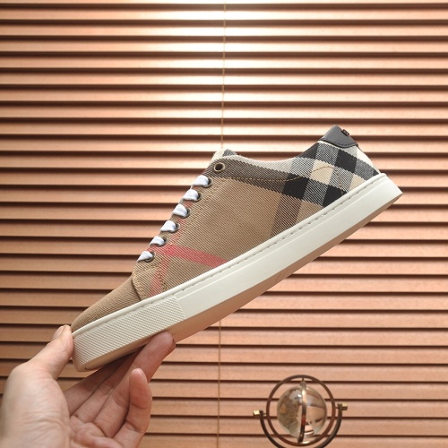 Cheap Burberry Casual Shoes For Men #1243604 Replica Wholesale [$88.00 USD] [ITEM#1243604] on Replica Burberry Casual Shoes