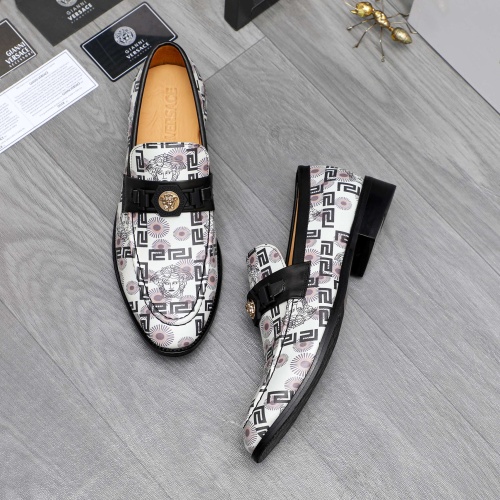 Cheap Versace Leather Shoes For Men #1243918 Replica Wholesale [$82.00 USD] [ITEM#1243918] on Replica Versace Leather Shoes