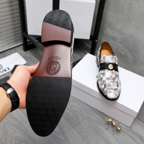 Cheap Versace Leather Shoes For Men #1243918 Replica Wholesale [$82.00 USD] [ITEM#1243918] on Replica Versace Leather Shoes