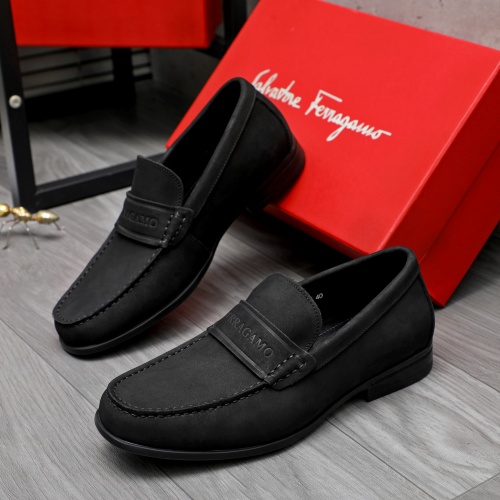 Cheap Salvatore Ferragamo Leather Shoes For Men #1243999 Replica Wholesale [$82.00 USD] [ITEM#1243999] on Replica Salvatore Ferragamo Leather Shoes