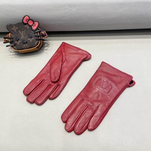 Cheap Valentino Gloves For Women #1244584 Replica Wholesale [$45.00 USD] [ITEM#1244584] on Replica Valentino Gloves