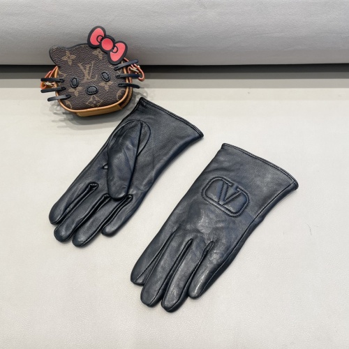 Cheap Valentino Gloves For Women #1244585 Replica Wholesale [$45.00 USD] [ITEM#1244585] on Replica Valentino Gloves