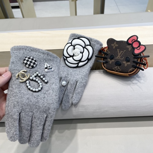 Cheap Chanel Gloves For Women #1244592 Replica Wholesale [$42.00 USD] [ITEM#1244592] on Replica Chanel Gloves