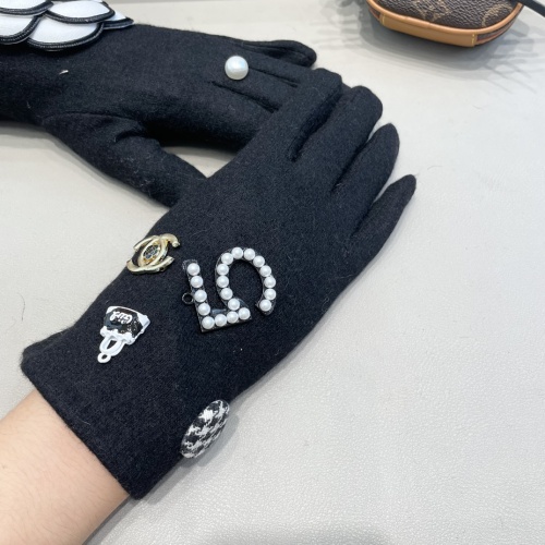 Cheap Chanel Gloves For Women #1244594 Replica Wholesale [$42.00 USD] [ITEM#1244594] on Replica Chanel Gloves