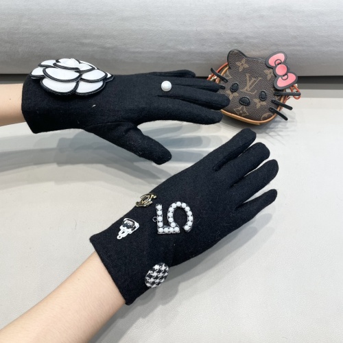 Cheap Chanel Gloves For Women #1244594 Replica Wholesale [$42.00 USD] [ITEM#1244594] on Replica Chanel Gloves