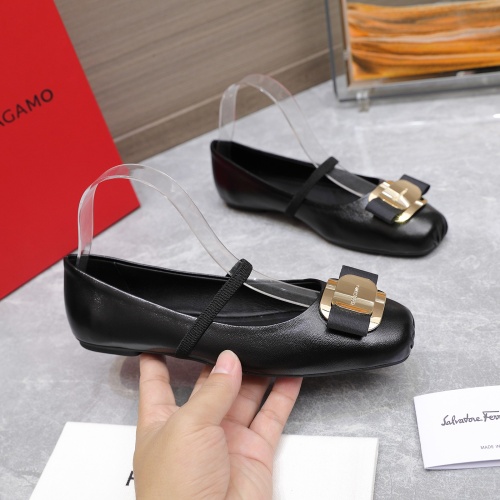 Cheap Salvatore Ferragamo Flat Shoes For Women #1245290 Replica Wholesale [$108.00 USD] [ITEM#1245290] on Replica Salvatore Ferragamo Flat Shoes