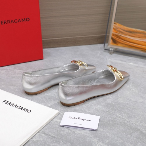 Cheap Salvatore Ferragamo Flat Shoes For Women #1245309 Replica Wholesale [$112.00 USD] [ITEM#1245309] on Replica Salvatore Ferragamo Flat Shoes