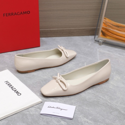 Cheap Salvatore Ferragamo Flat Shoes For Women #1245310 Replica Wholesale [$112.00 USD] [ITEM#1245310] on Replica Salvatore Ferragamo Flat Shoes