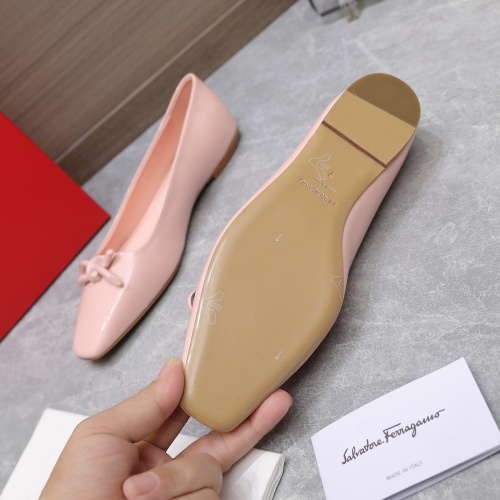 Cheap Salvatore Ferragamo Flat Shoes For Women #1245311 Replica Wholesale [$112.00 USD] [ITEM#1245311] on Replica Salvatore Ferragamo Flat Shoes