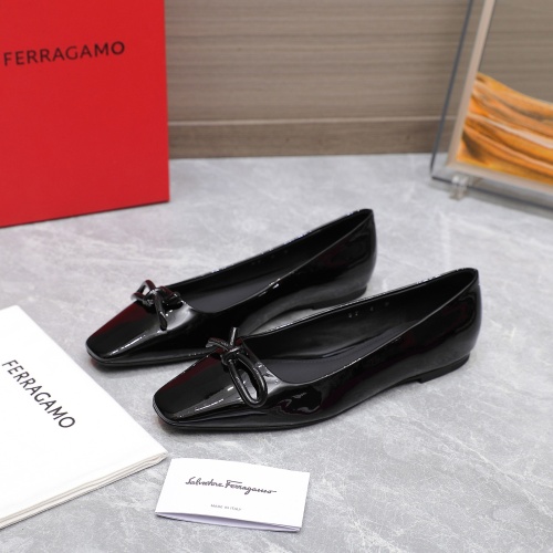 Cheap Salvatore Ferragamo Flat Shoes For Women #1245313 Replica Wholesale [$112.00 USD] [ITEM#1245313] on Replica Salvatore Ferragamo Flat Shoes