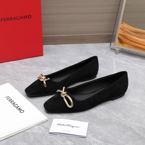 Cheap Salvatore Ferragamo Flat Shoes For Women #1245314 Replica Wholesale [$112.00 USD] [ITEM#1245314] on Replica Salvatore Ferragamo Flat Shoes