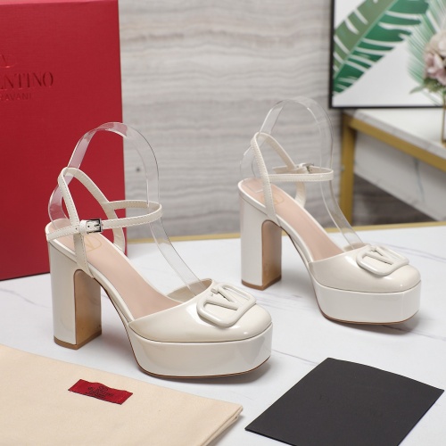 Cheap Valentino Sandal For Women #1245332 Replica Wholesale [$125.00 USD] [ITEM#1245332] on Replica Valentino Sandal