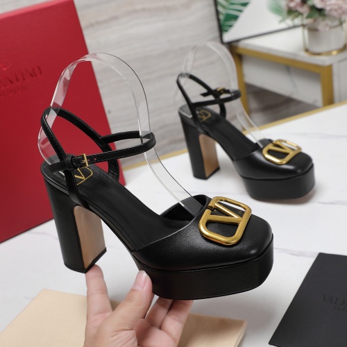 Cheap Valentino Sandal For Women #1245338 Replica Wholesale [$125.00 USD] [ITEM#1245338] on Replica Valentino Sandal