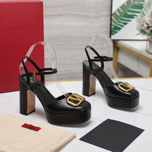 Cheap Valentino Sandal For Women #1245338 Replica Wholesale [$125.00 USD] [ITEM#1245338] on Replica Valentino Sandal