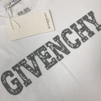 Cheap Givenchy T-Shirts Short Sleeved For Unisex #1239262 Replica Wholesale [$41.00 USD] [ITEM#1239262] on Replica Givenchy T-Shirts