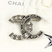 Cheap Chanel Brooches For Women #1239875 Replica Wholesale [$32.00 USD] [ITEM#1239875] on Replica Chanel Brooches