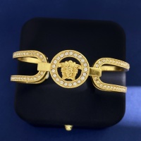 Cheap Versace Bracelets #1240218 Replica Wholesale [$34.00 USD] [ITEM#1240218] on Replica Versace Bracelets