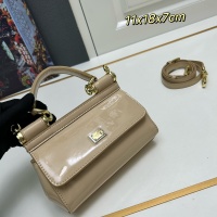 Cheap Dolce &amp; Gabbana AAA Quality Handbags For Women #1240691 Replica Wholesale [$122.00 USD] [ITEM#1240691] on Replica Dolce &amp; Gabbana AAA Quality Handbags