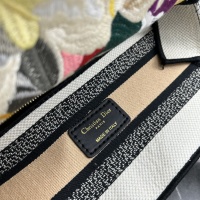 Cheap Christian Dior AAA Quality Handbags For Women #1241122 Replica Wholesale [$122.00 USD] [ITEM#1241122] on Replica Christian Dior AAA Quality Handbags