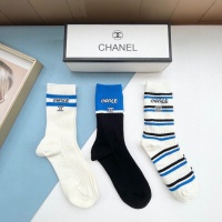 Cheap Chanel Socks #1242421 Replica Wholesale [$32.00 USD] [ITEM#1242421] on Replica Chanel Socks