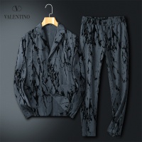 Valentino Tracksuits Long Sleeved For Men #1246438