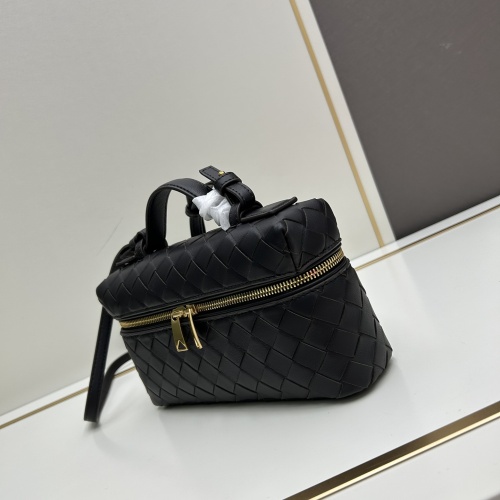 Cheap Bottega Veneta BV AAA Quality Messenger Bags For Women #1247423 Replica Wholesale [$162.00 USD] [ITEM#1247423] on Replica Bottega Veneta BV AAA Quality Messenger Bags