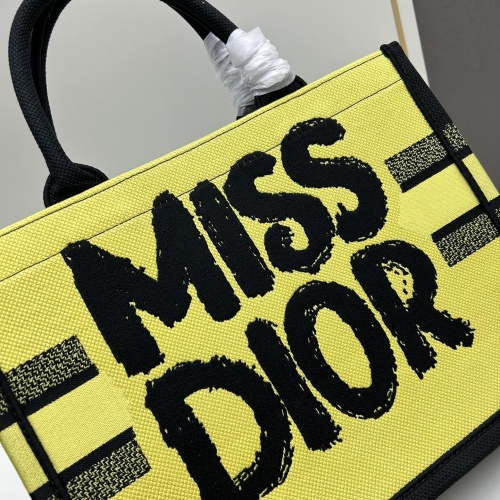 Cheap Christian Dior AAA Quality Tote-Handbags For Women #1247685 Replica Wholesale [$96.00 USD] [ITEM#1247685] on Replica Christian Dior AAA Handbags