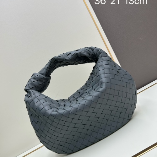 Cheap Bottega Veneta BV AAA Quality Handbags For Women #1247713 Replica Wholesale [$220.00 USD] [ITEM#1247713] on Replica Bottega Veneta BV AAA Handbags