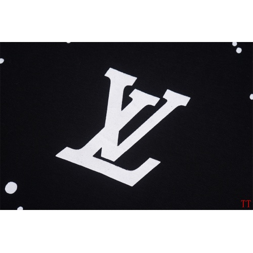 Cheap Louis Vuitton LV T-Shirts Short Sleeved For Unisex #1248369 Replica Wholesale [$32.00 USD] [ITEM#1248369] on Replica Louis Vuitton LV T-Shirts