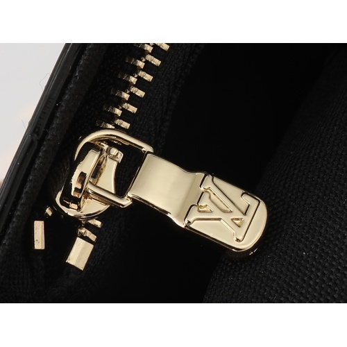 Cheap Louis Vuitton AAA Quality Messenger Bags For Women #1248977 Replica Wholesale [$64.00 USD] [ITEM#1248977] on Replica Louis Vuitton AAA Quality Messenger Bags