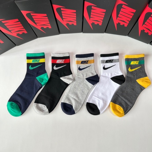 Cheap Nike Socks #1249016 Replica Wholesale [$25.00 USD] [ITEM#1249016] on Replica Nike Socks