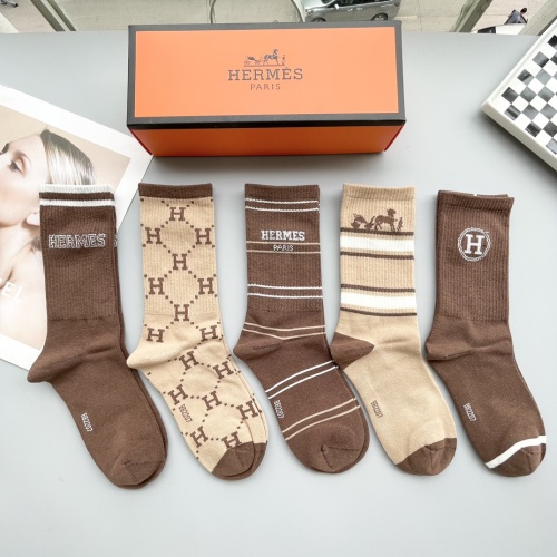 Cheap Hermes Socks #1249183 Replica Wholesale [$29.00 USD] [ITEM#1249183] on Replica Hermes Socks