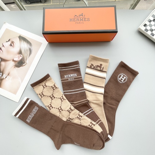 Cheap Hermes Socks #1249183 Replica Wholesale [$29.00 USD] [ITEM#1249183] on Replica Hermes Socks