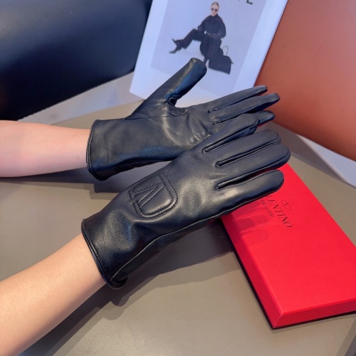 Cheap Valentino Gloves For Women #1249338 Replica Wholesale [$42.00 USD] [ITEM#1249338] on Replica Valentino Gloves