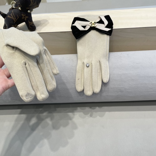 Cheap Chanel Gloves #1249345 Replica Wholesale [$38.00 USD] [ITEM#1249345] on Replica Chanel Gloves