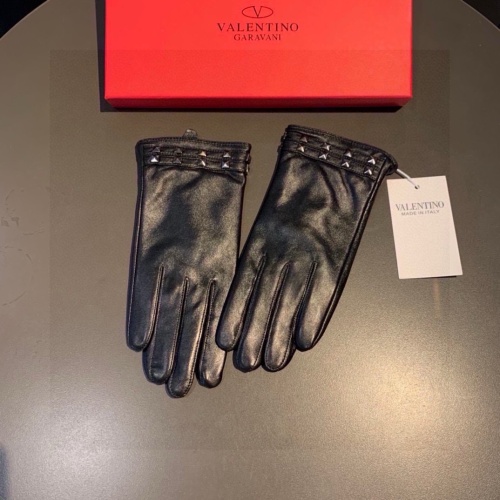 Cheap Valentino Gloves For Women #1249445 Replica Wholesale [$42.00 USD] [ITEM#1249445] on Replica Valentino Gloves