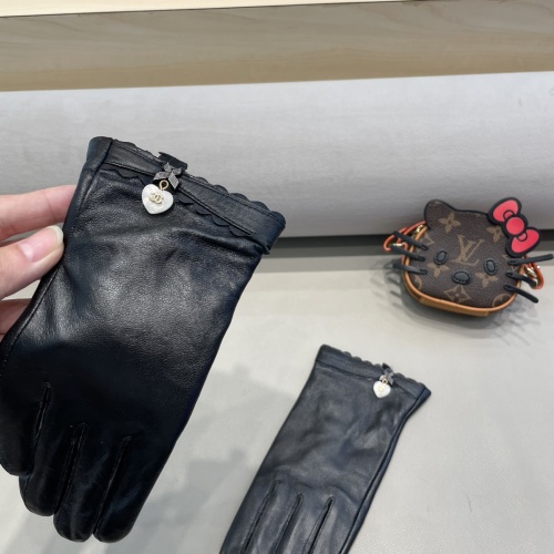 Cheap Chanel Gloves For Women #1249450 Replica Wholesale [$48.00 USD] [ITEM#1249450] on Replica Chanel Gloves