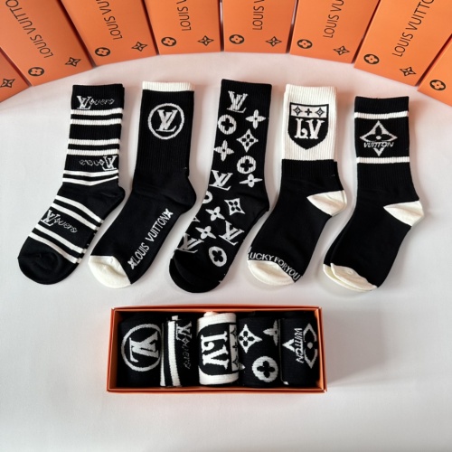 Cheap Louis Vuitton LV Socks #1249616 Replica Wholesale [$29.00 USD] [ITEM#1249616] on Replica Louis Vuitton LV Socks